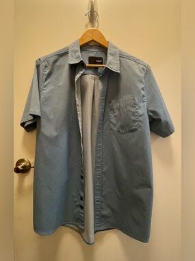 Hurley Light Blue Short-Sleeve Button-Down Shirt